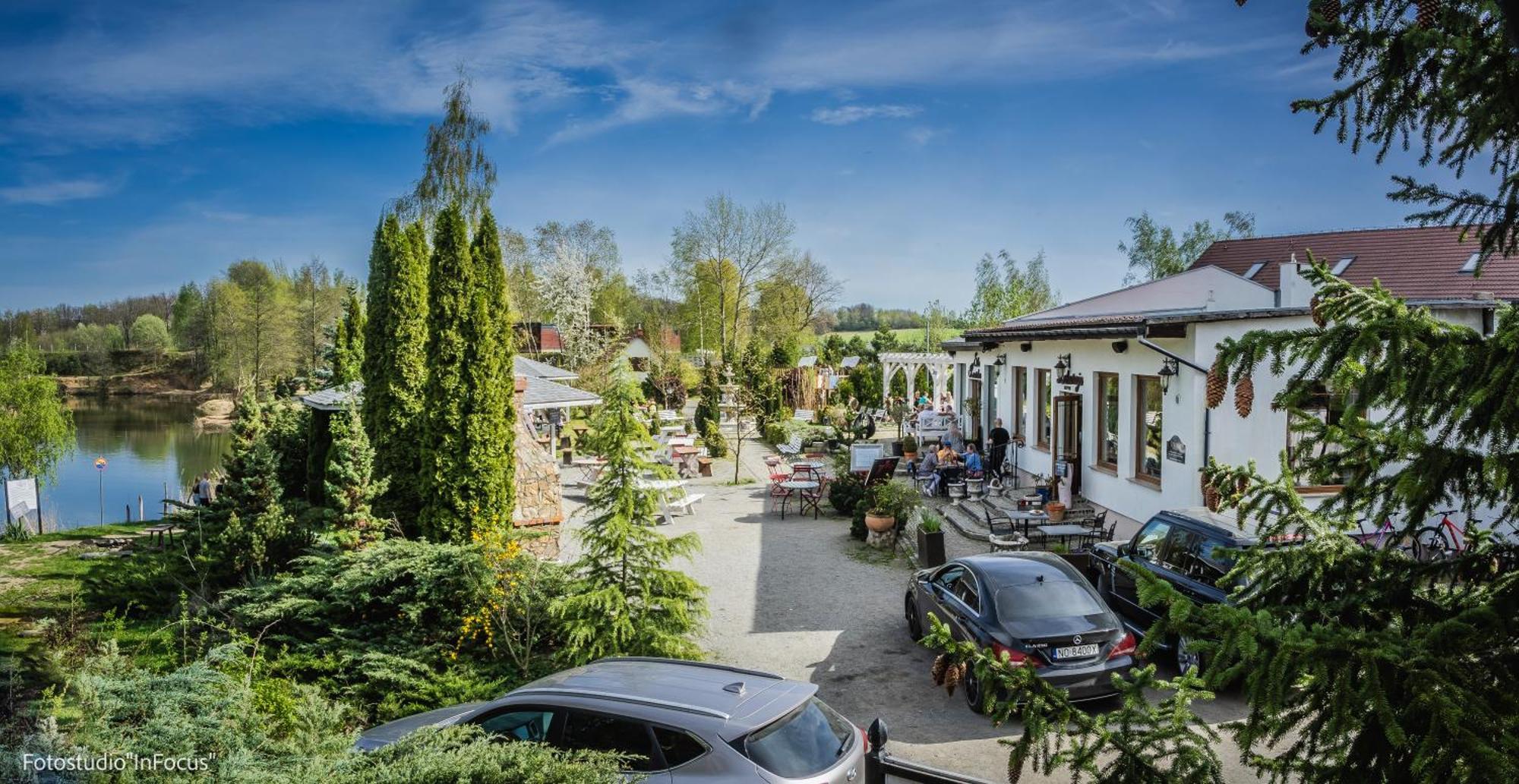 Forteca, Pokoje Goscinne Nad Stawem Dzierzoniow Exterior photo